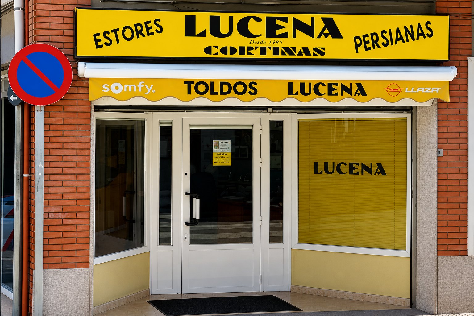 Fachada de Cortinas Lucena en la Calle de los Frailes, Colmenar Viejo